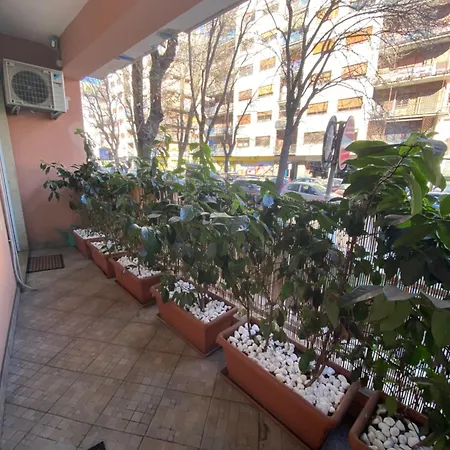 Pattoluxurysuite A Quartiere Trieste - Vicino Metro B1 Apartament Rzym