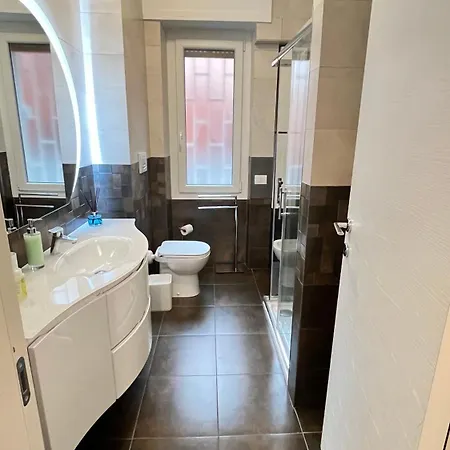 Pattoluxurysuite A Quartiere Trieste - Vicino Metro B1 Apartment
