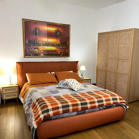 Pattoluxurysuite A Quartiere Trieste - Vicino Metro B1 Apartament *